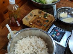 -黄利砖万峰林布依特色酸笋牛肉馆