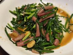 韭菜炒海肠-宴小馆·小海鲜青岛菜(五四广场店)