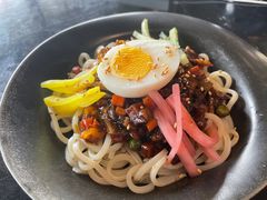 辣辣炸酱面-KCOOKING概念韩餐(世茂52+店)