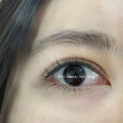 -花系美·美甲美睫精品店