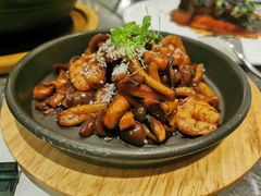 -港丽餐厅(龙之梦长宁店)