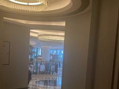-浅深(世茂滨江精品店)