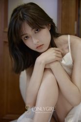 -onlygirl摄影美学馆高端定制(江滩店)