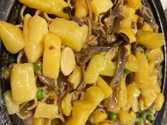 灰菇莜面窝窝-孙大厨鸽子馆(丰收路店)