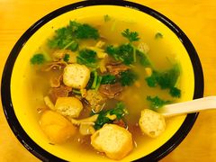 -龙咆汤包·手工现包小笼(拱北口岸店)