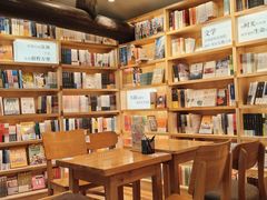 -猫的天空之城概念书店(苏州平江店)