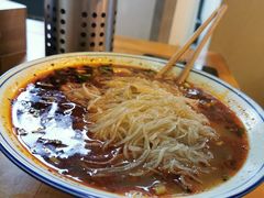 冒节子肥肠粉-白家高记肥肠粉(总店)