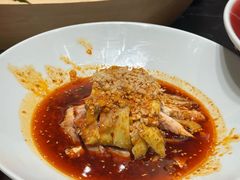 -红鼎豆捞·非遗鲍皇汤火锅(宝丰路店)