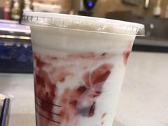 小雪荔枝瑞纳冰-瑞幸咖啡(时代TIT广场店)