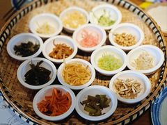 -包整·丝娃娃(一览甲秀楼风景店)