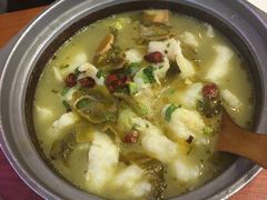 -周鱼小馆石锅酸菜鱼(活力汇店)