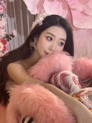 -欣薇婚纱(新源乐汇城店)