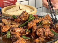-八两八金·莱芜特色炒鸡(市南漳浦路店)