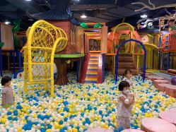 -星趣童堡(星河COCO City民治店)