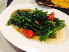 -Onion restaurant