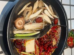 -贰回巷火锅馆(钟楼店)
