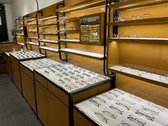 -罗伯特眼镜·蔡司官方授权(罗湖国贸店)