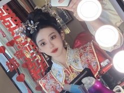 -LOVINA洛维娜婚纱礼服