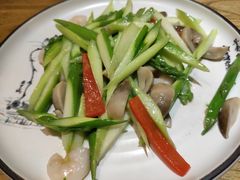 芦笋三结义-热度餐厅(老佛爷店)