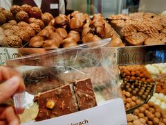 -Laderach 莱德拉(上海环贸iapm店)