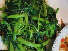 -临界音乐酒馆·小龙虾·江湖菜(华熙LIVE·鱼洞店)