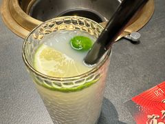 -铭牛烧肉·和牛海鲜自助(高新月牙湖店)