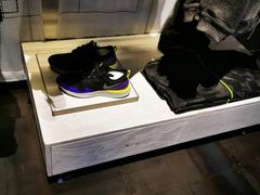 -NIKE品牌体验店(南京东路店)