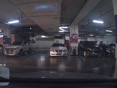 -大悦城-停车场