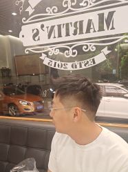 -MARTIN'S BARBER SHOP男士理发馆