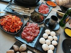 -啊美丽炭火烤肉(滑翔一店)