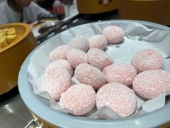草莓糯米糍-龍歌自助小火锅(市北台东利群店)
