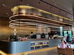 -星巴克臻选(上海虹桥新天地三店)