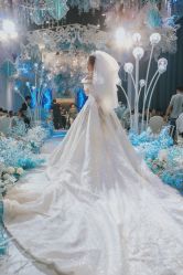 -伯瓷皇后婚纱艺术空间