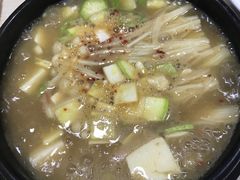 -拌来拌去石鍋拌飯(文鼎店)