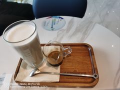 -LAVAZZA拉瓦萨咖啡(上海金融街店)