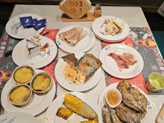 -四海一家自助餐(益田假日广场店)