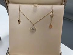 -小飞侠奢侈品回收 寄卖 养护(宝山宝龙广场店)