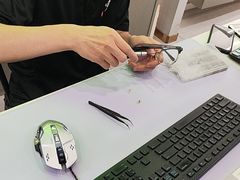 -镜客眼镜(浦江欢乐颂店)