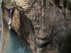 -龙水峡地缝景区