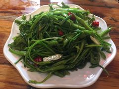 -小锅巴纳西餐厅