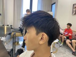 -V8潮牌·接发烫染连锁