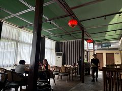 -湘力力小院·鱼汤泡饭(枫林路店)