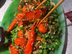-沪小胖·小龙虾·蓝龙王(八佰伴店)