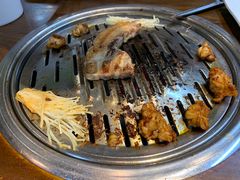 掌中宝-·缸桶屋·韩式牛肋条自助烤肉(西湖D11店)
