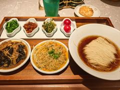 -松鹤面馆·古法焖肉面(观前店)
