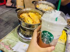 -星巴克(西安曲江银泰店)