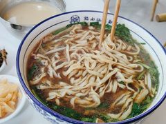 -镇南锅盖面馆(解放路店)