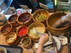 -云阿蛮云南生烫牛肉米线(奉贤路店)