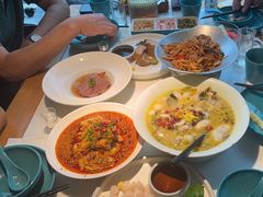 -荷塘秋月·本帮江浙菜(国权路店)