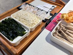 -山海龙·潮汕牛肉火锅(奥林春天店)